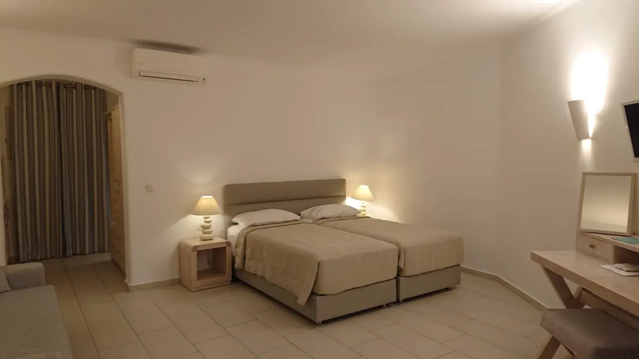 Aegean Plaza Hotel — view 2