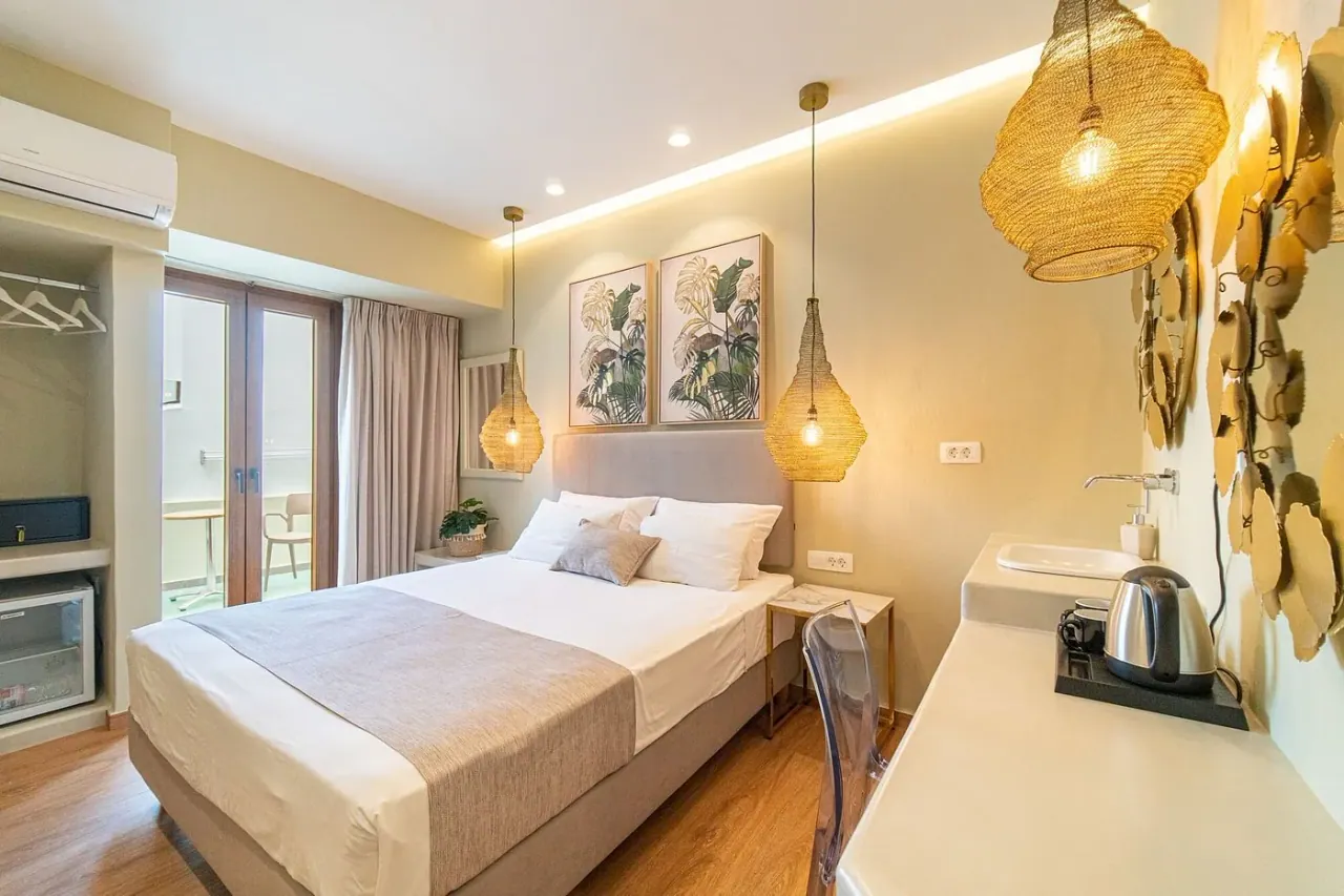 Hotel Antonia — view 2