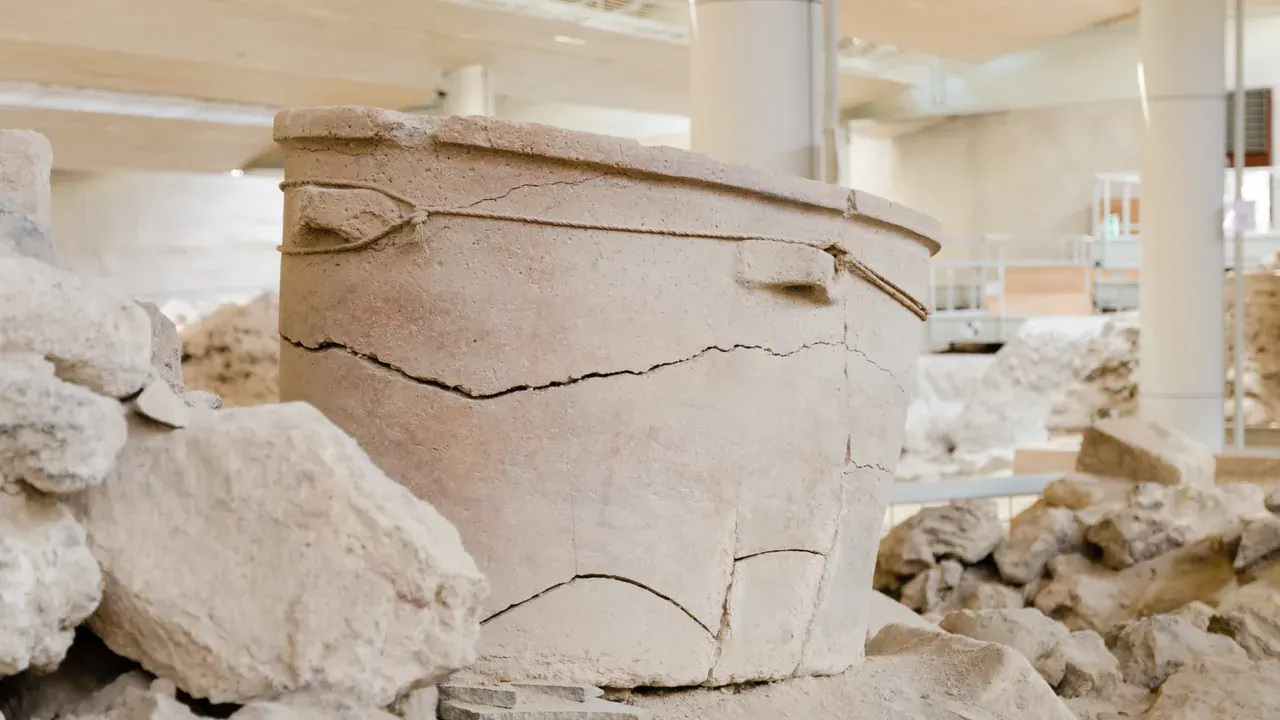 A wall fresco from the excavated Bronze Age town of Akrotiri on Santorini